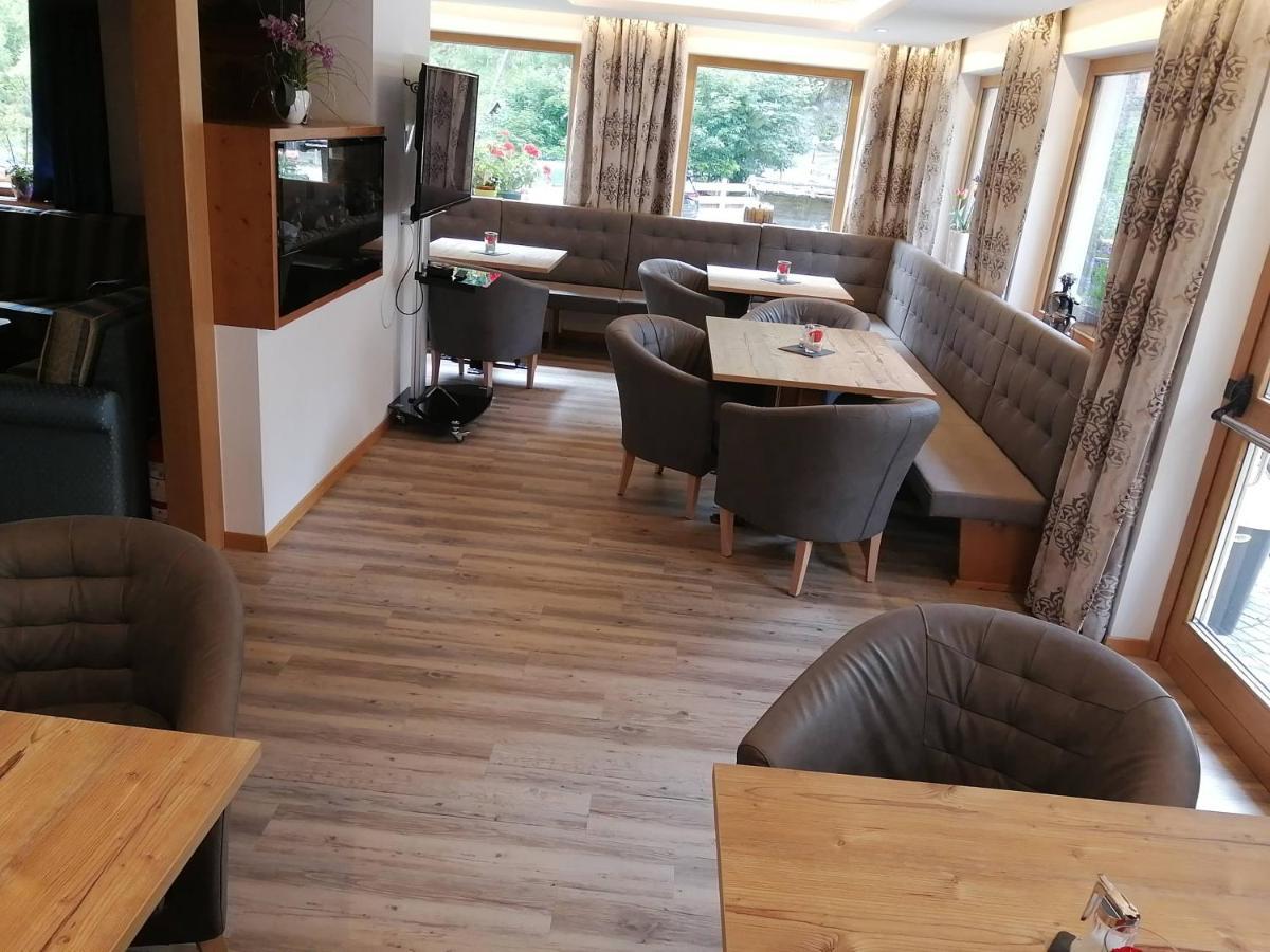 Hotel Schwarzenbach Nova Ponente Luaran gambar